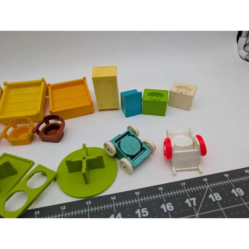 Fisher Price Little People Furniture Bed Picnic Table Bench Kitchen Vintage Lot